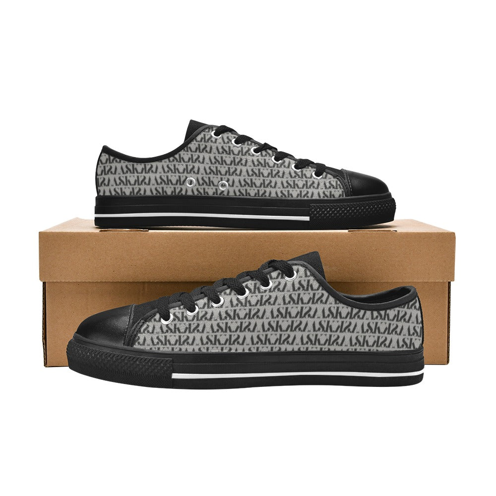 canvas sneaker