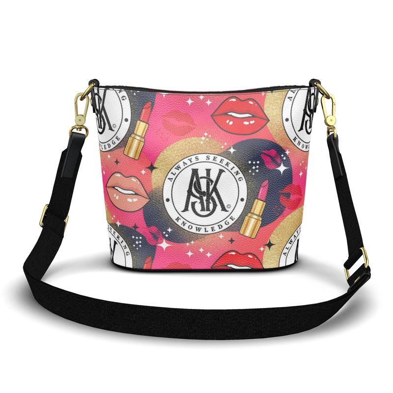 MEE'KA  BUCKET TOTE