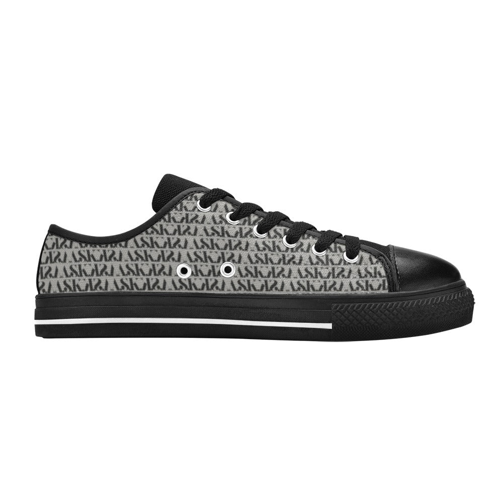 canvas sneaker