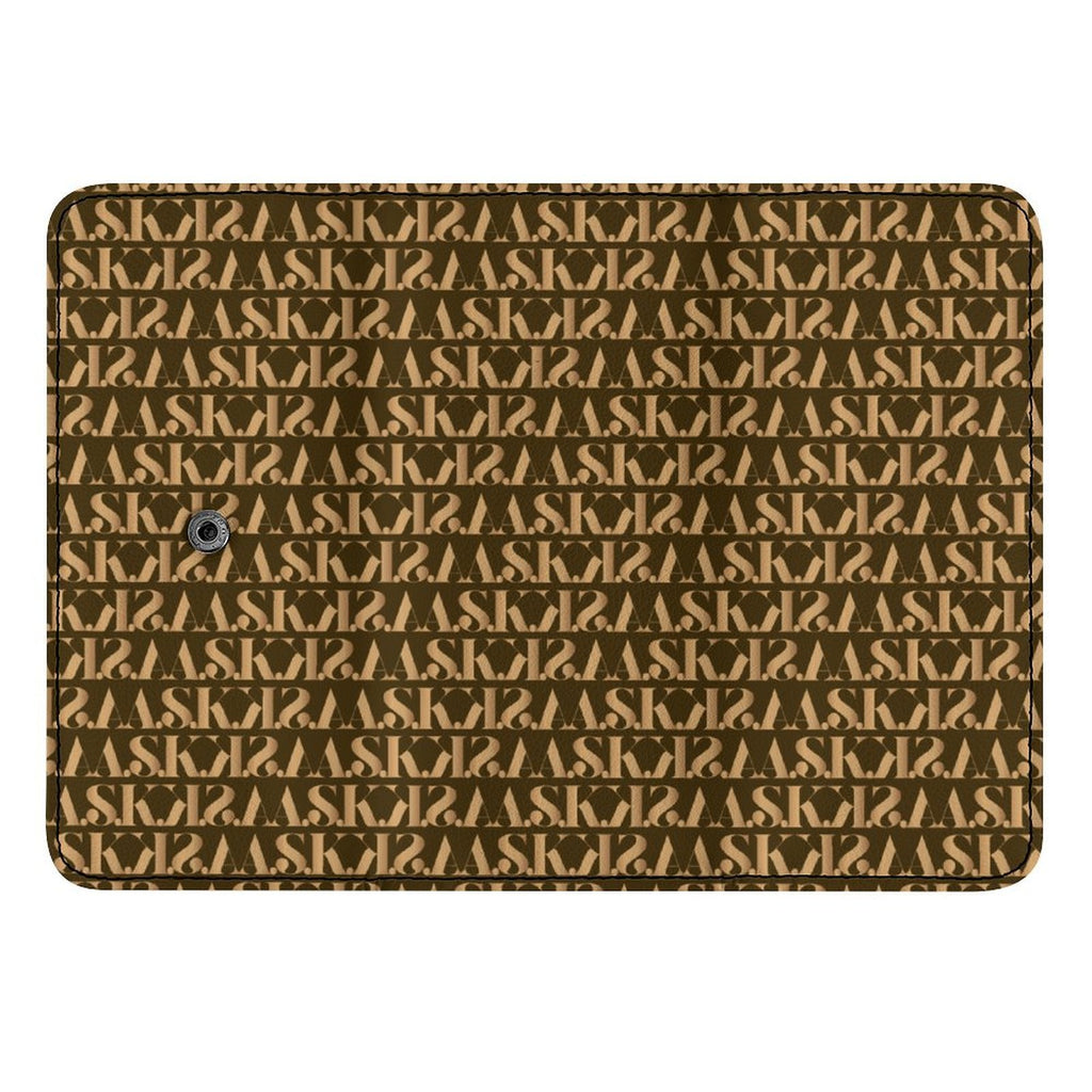 TRIFOLD BROWN